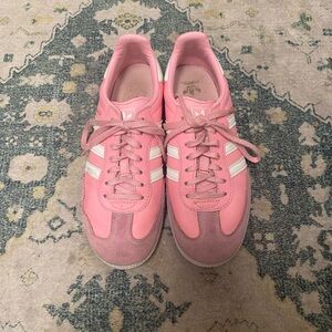 SOLD Rare Adidas samba pink size 6.5